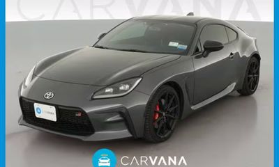 2025 Toyota GR86 Premium