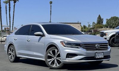 2020 Volkswagen Passat SEL