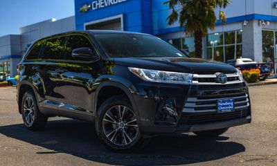 2019 Toyota Highlander LE Plus