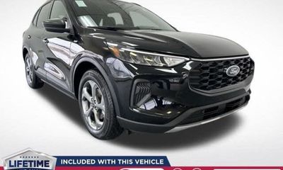 2025 Ford Escape ST Line