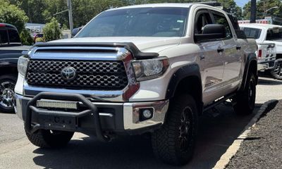 2018 Toyota Tundra SR5
