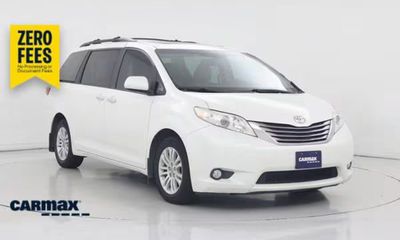 2017 Toyota Sienna LTD Premium XLE