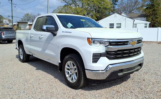 2026 Chevrolet Silverado LT