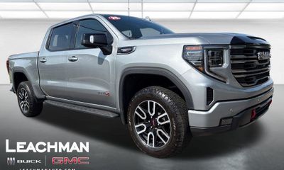 2025 GMC Sierra AT4
