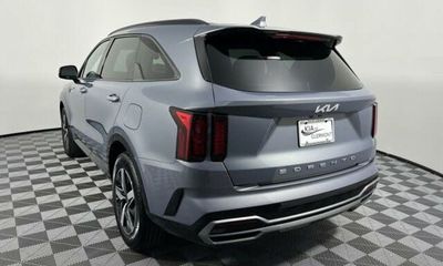 2023 Kia Sorento EX