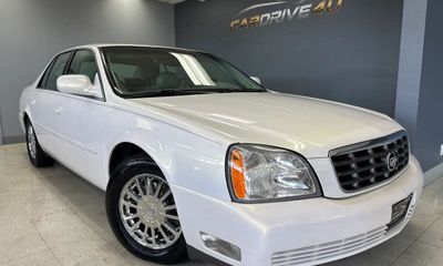 2005 Cadillac Deville Luxury DHS