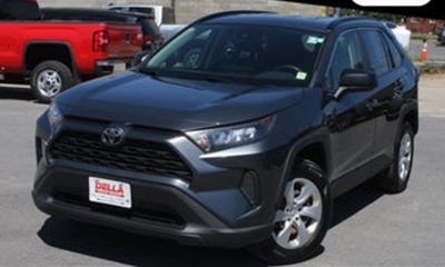 2019 Toyota RAV4 LE