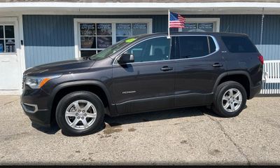 2018 GMC Acadia SLE 1