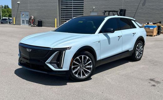 2024 Cadillac Lyriq Sport 1