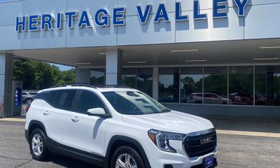 2022 GMC Terrain SLE