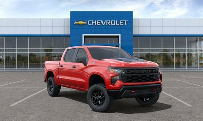 2024 Chevrolet Silverado Trail Boss Custom