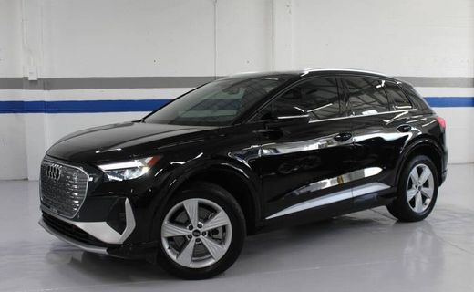 2024 Audi Q4 Premium Plus