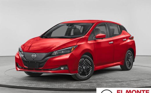 2023 Nissan Leaf SV