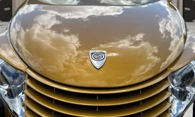2002 Chrysler Prowler Base
