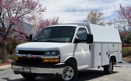 2017 Chevrolet Express 3500 Cutaway