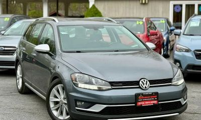 2018 Volkswagen Golf Alltrack S SE SEL