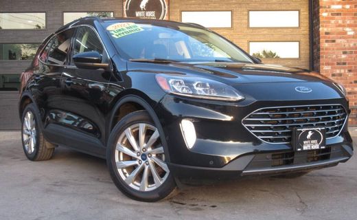 2021 Ford Escape Titanium Fhev