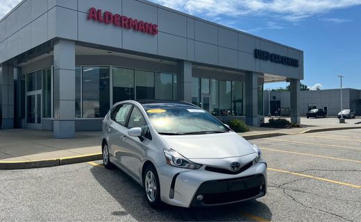 2017 Toyota Prius V Five