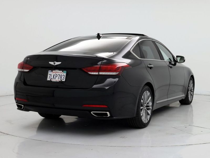2015 Hyundai Genesis — a typically priced live listing