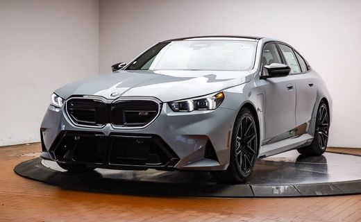 2026 BMW M5