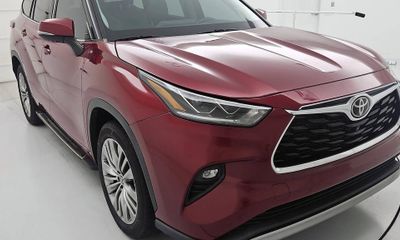 2021 Toyota Highlander Platinum