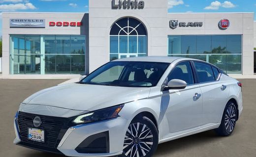 2023 Nissan Altima SV