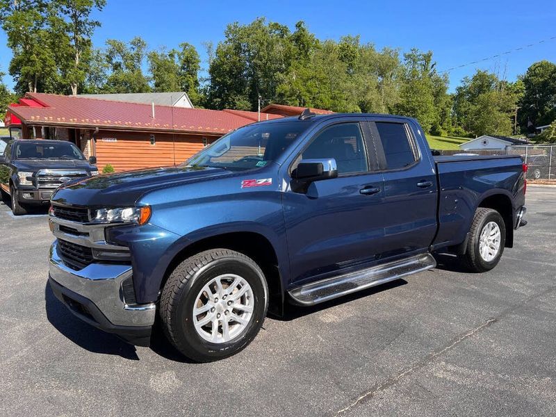 2019 Chevrolet Silverado — a typically priced live listing