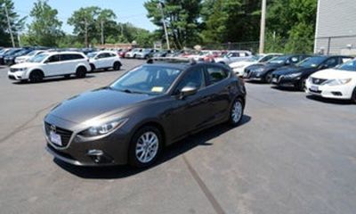 2016 Mazda MAZDA3 SE