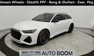 2022 Audi RS 6 Avant Quattro