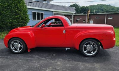 2005 Chevrolet SSR LS