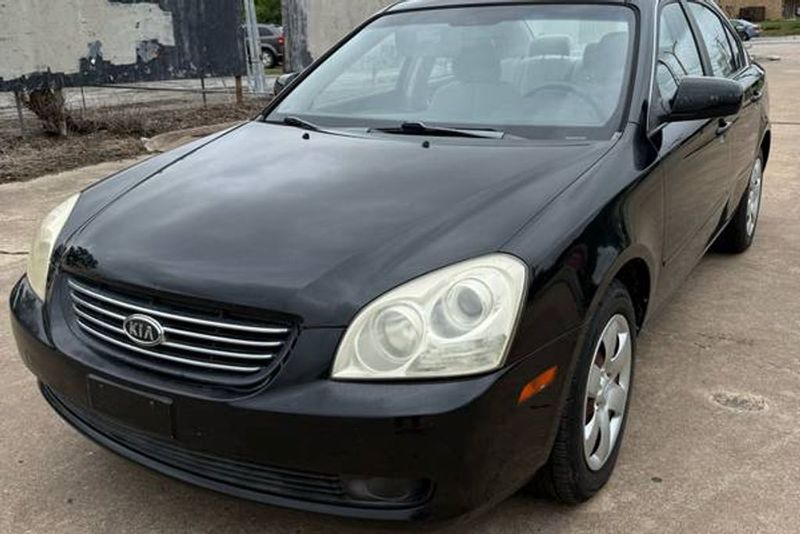 2008 Kia Optima — a typically priced live listing