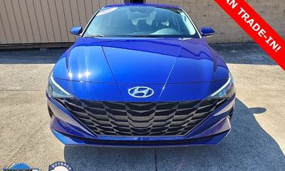 2022 Hyundai Elantra Blue