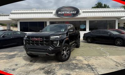 2024 GMC Canyon AT4