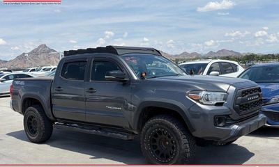 2017 Toyota Tacoma