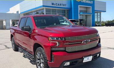 2021 Chevrolet Silverado RST