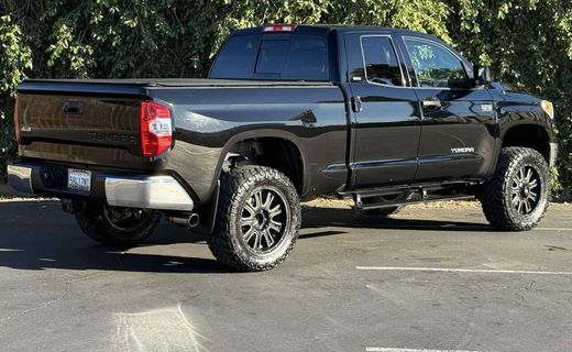 2014 Toyota Tundra SR5