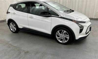2022 Chevrolet Bolt EV 1LT