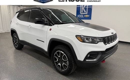 2025 Jeep Compass Trailhawk