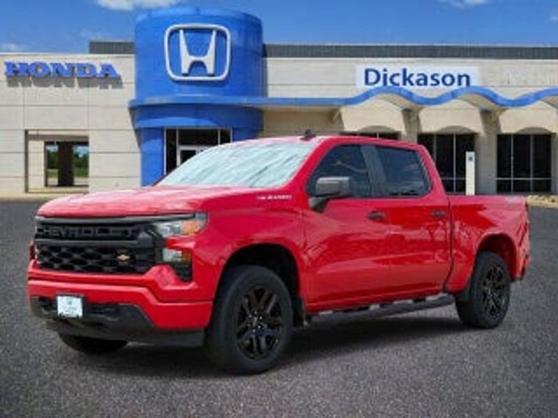 2021 Chevrolet Silverado — a typically priced live listing