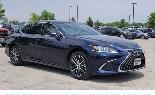 2025 Lexus ES 300H Premium