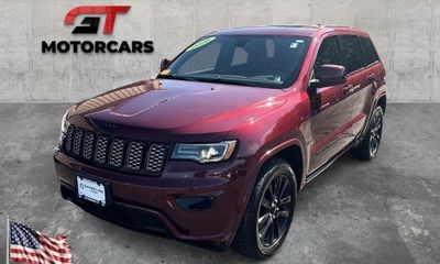 2020 Jeep Grand Cherokee Laredo
