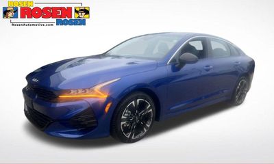 2023 Kia K5 GT Line