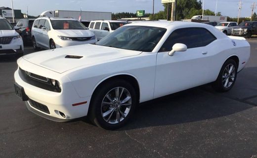 2021 Dodge Challenger SXT