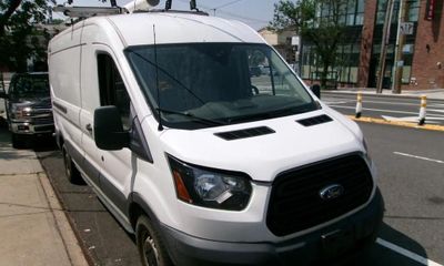2018 Ford Transit 250 LWB Medium