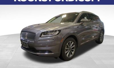 2022 Lincoln Nautilus Standard