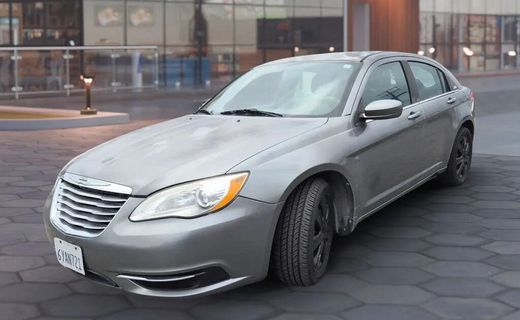 2013 Chrysler 200 LX