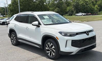 2026 Volkswagen Tiguan 4Motion S