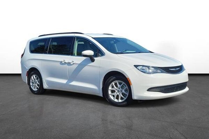2021 Chrysler Voyager — a typically priced live listing