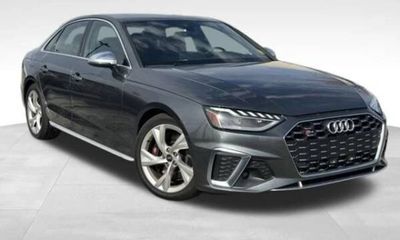 2022 Audi S4 Quattro Premium Plus