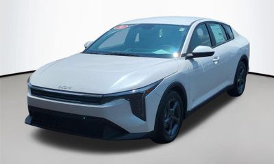 2026 Kia K4 LX LXS